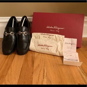 WORN ONCE - NO CREASE - SIZE EIGHT